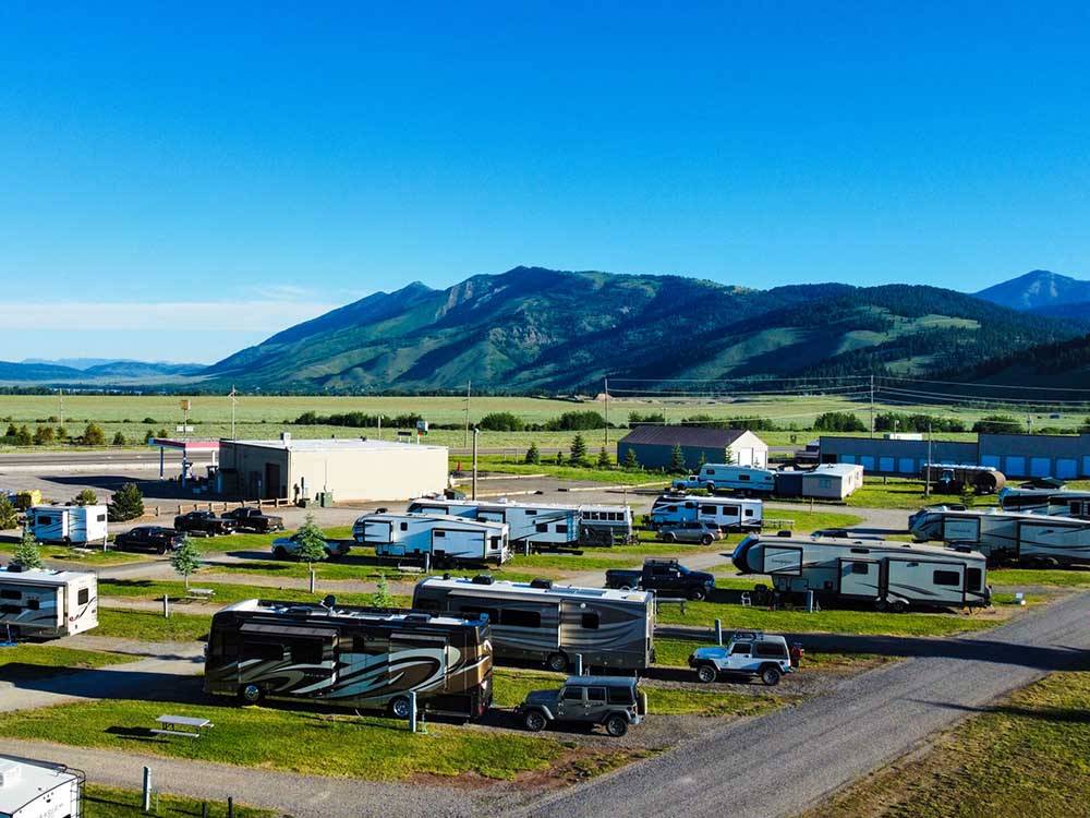 An overhead view of RVs and mountains at VALLEY VIEW RV PARK
