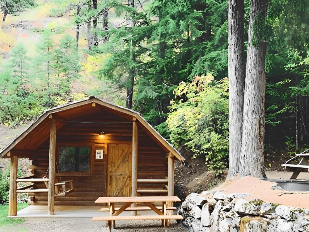Cabin at site Camp Coeur dAlene