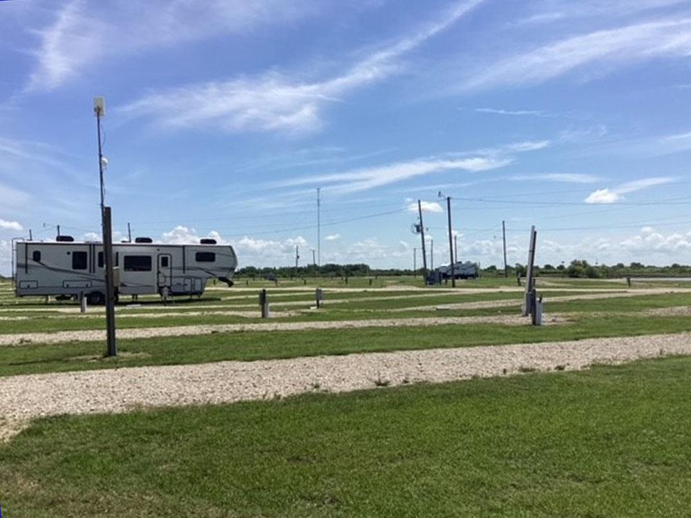 Long Pull-thru sites at AMERICAN DREAM RV PARK