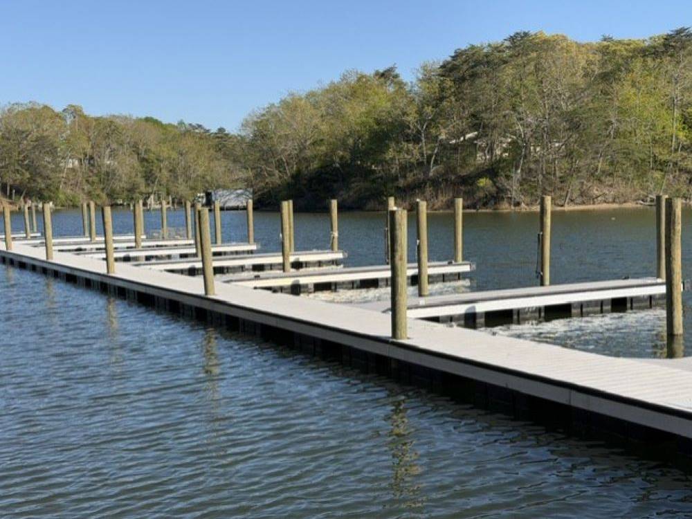 Boat slips