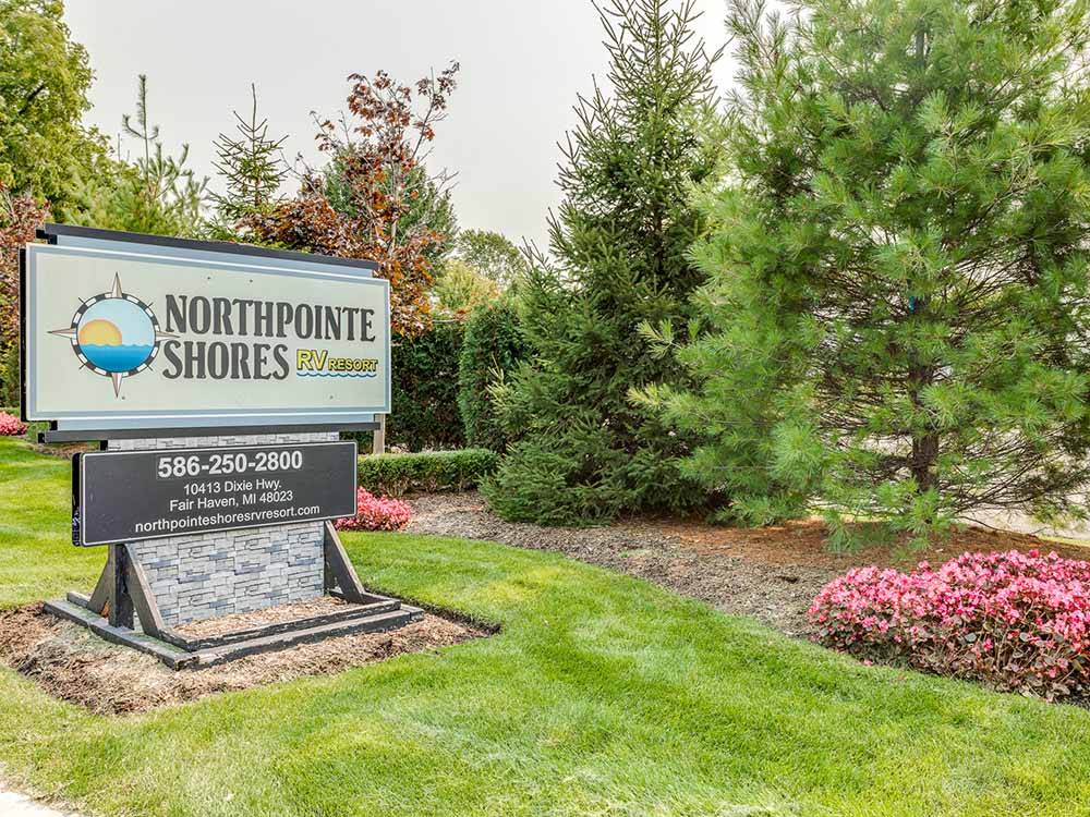 The front entrance sign at NORTHPOINTE SHORES RV RESORT