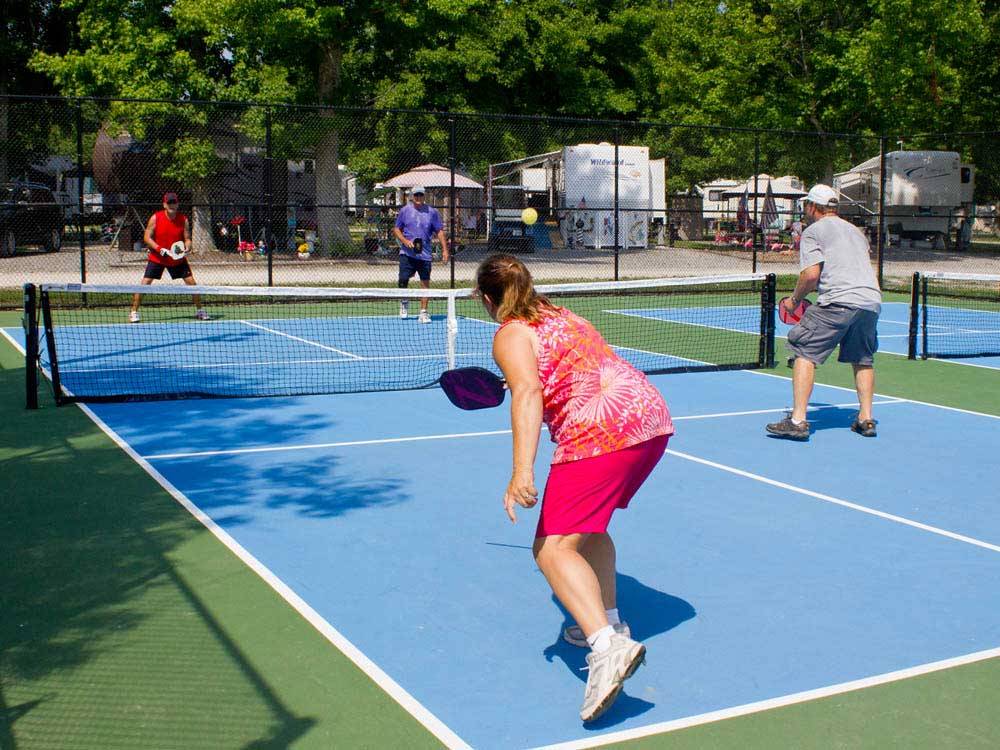 People playing pickleball at THOUSAND TRAILS CHESAPEAKE BAY