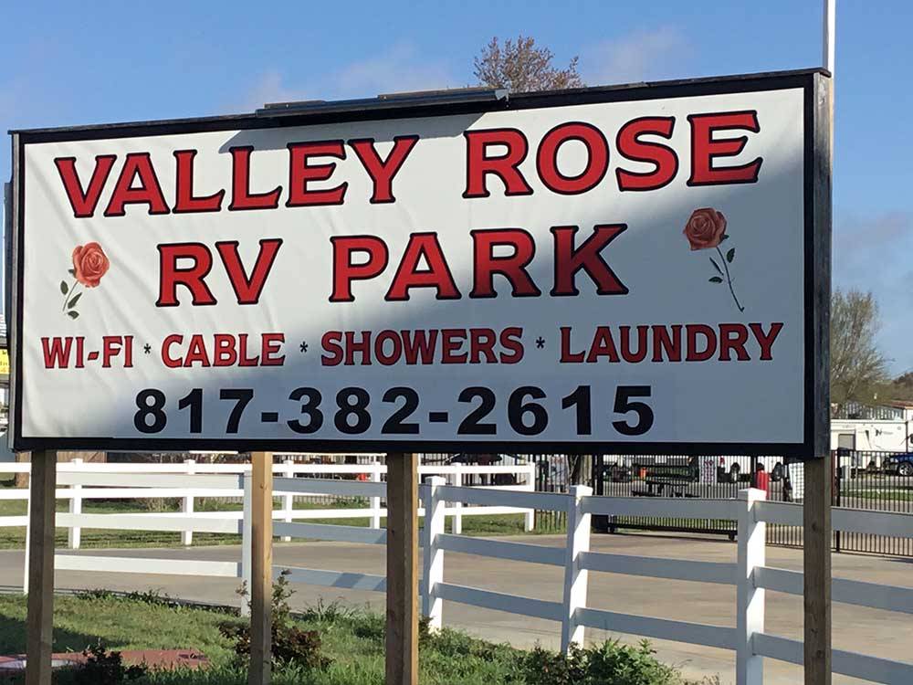 The front entrance sign at VALLEY ROSE RV PARK