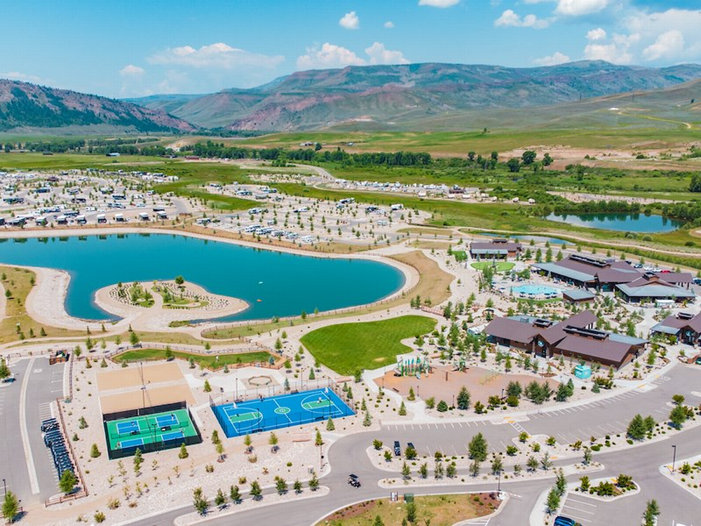 Park overview at Sun Outdoors Rocky Mountains
