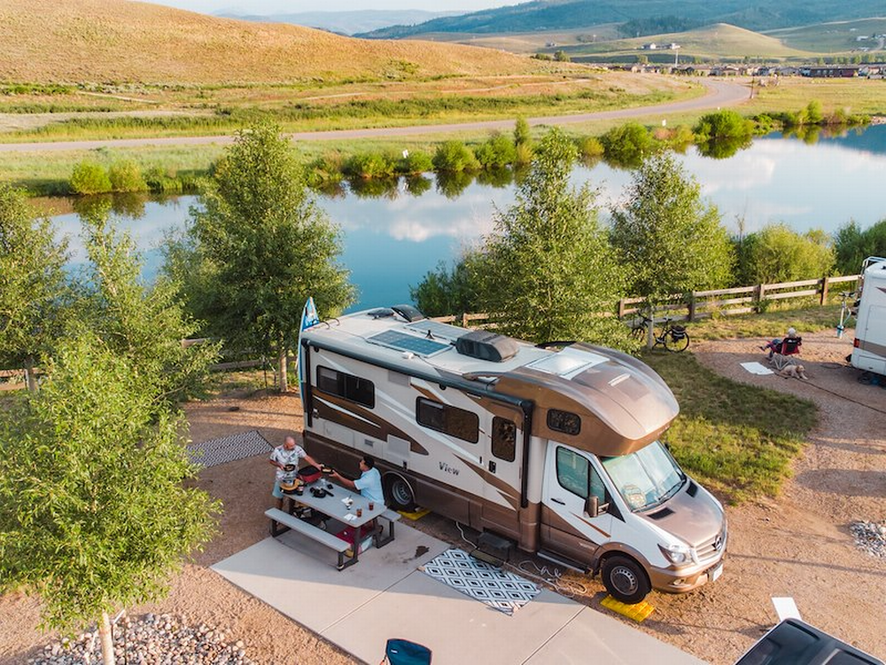 RV site at Sun Outdoors Rocky Mountains