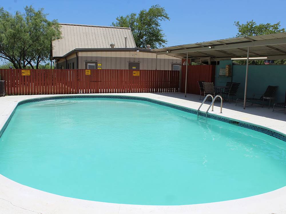 The oval pool at Cotulla Camp Resort