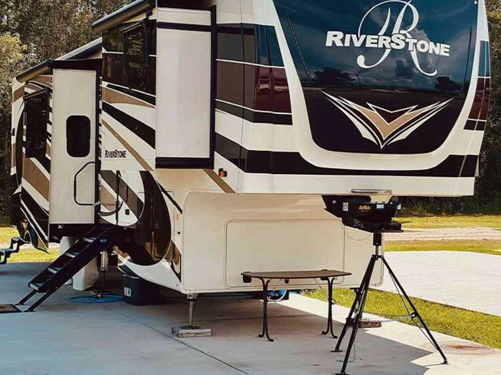 Close up of a trailer at Rio RV Park