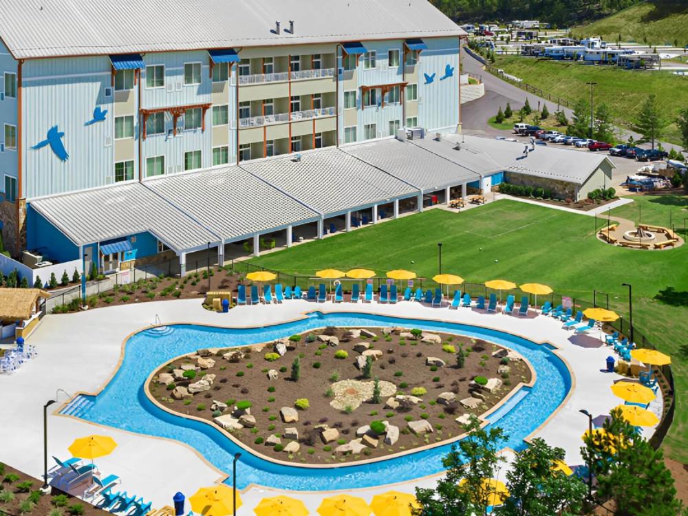 Pool at site Camp Margaritaville RV Resort & Lodge Pigeon Forge