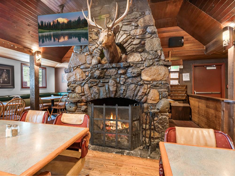 Bar and restaurant