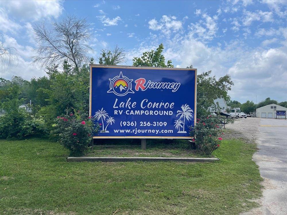 The front entrance sign at LAKE CONROE RV CAMPGROUND BY RJOURNEY