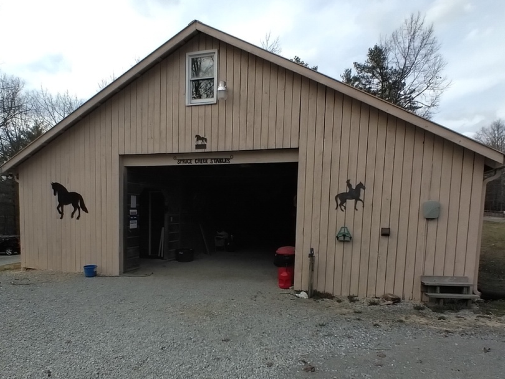 Horse Stable at Spruce Creek Campground and Stables