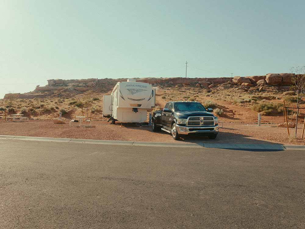 An RV parked on-site at ROAM AMERICA HORSESHOE BEND