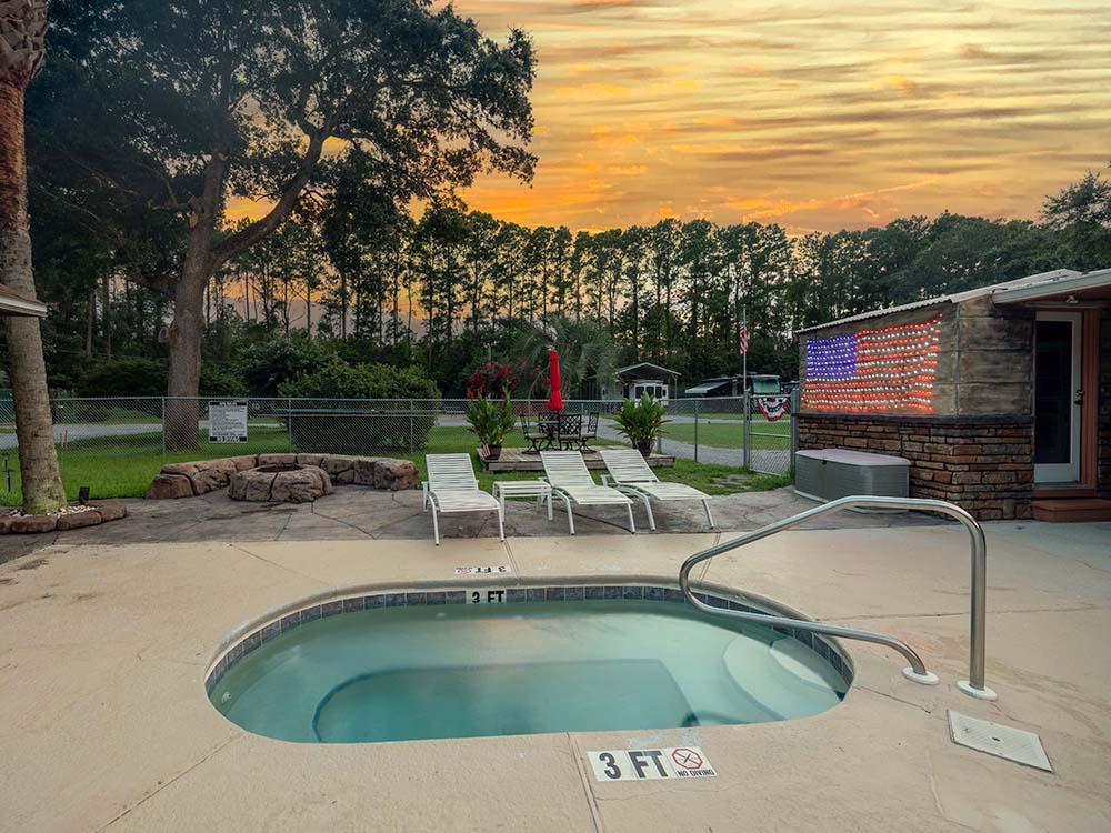 The hot tub at dusk at VACAY VILLAGE OF PENSACOLA