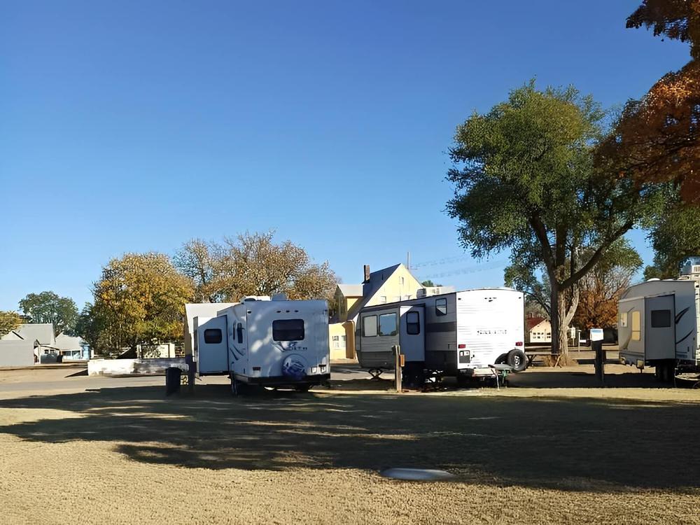 RVs in sites