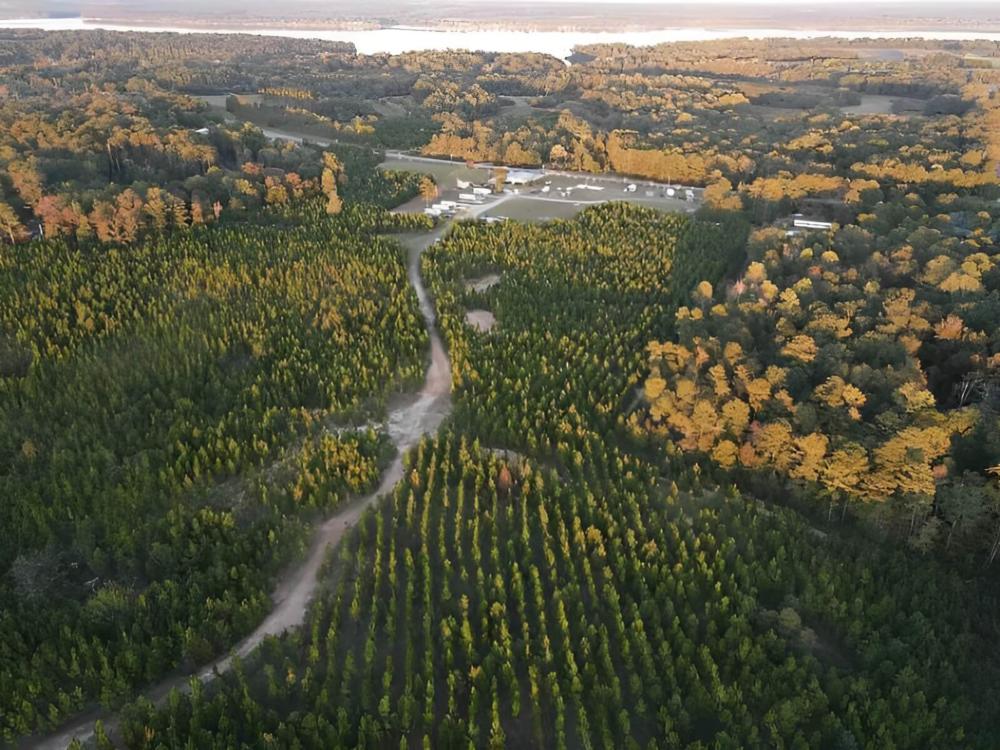 Overhead view at site Backwater RV Park