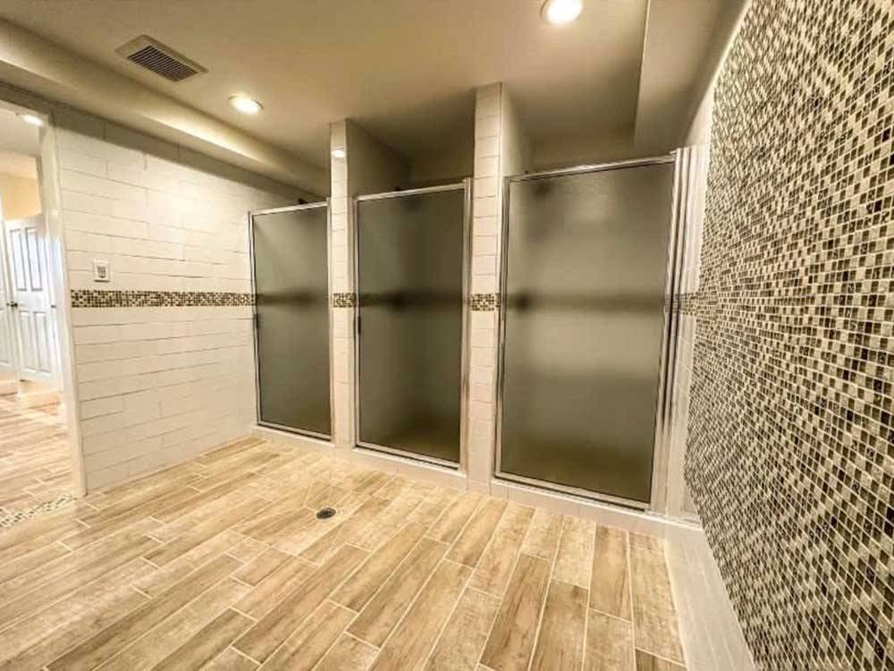 New modern shower stalls at JESKE RV RESORT