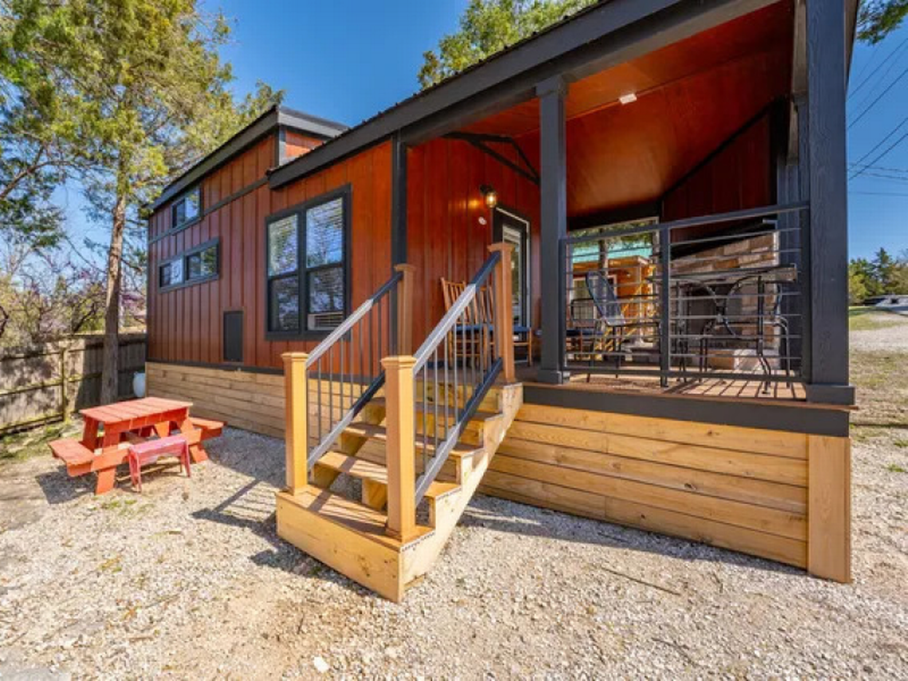 Table ouside the cabin