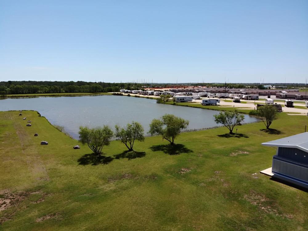 Lake at site Freeport Friendly RV Park