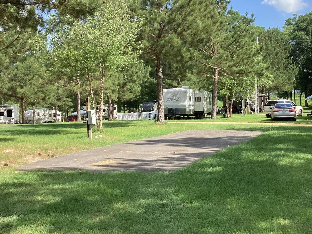 Plenty of space for slideouts