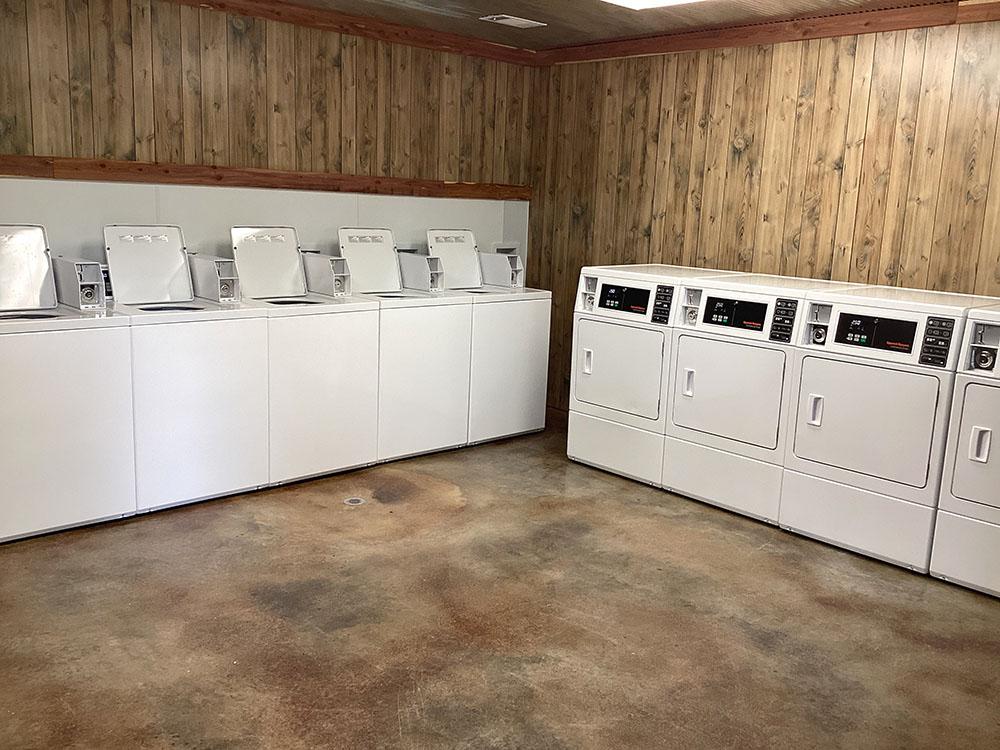 Washers and dryers at DEW DROP IN