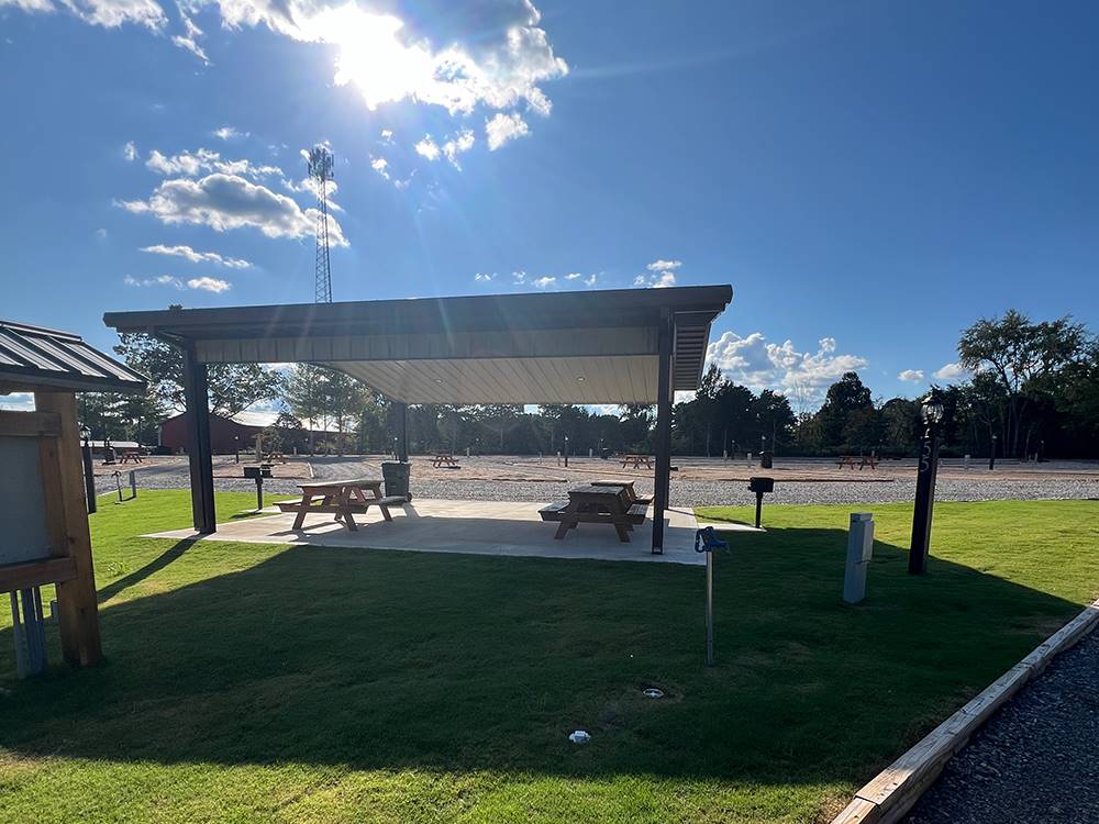 Covered picnic area at Midway RV Park and Cabin Rentals