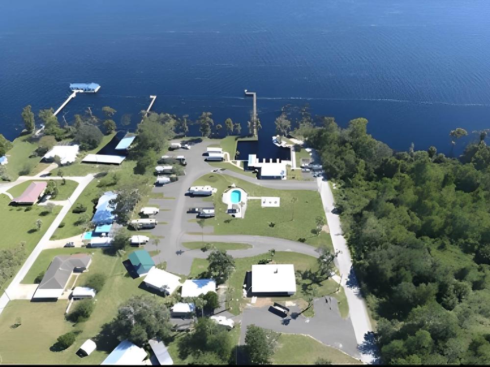 Overhead view of Crescent Fish Camp