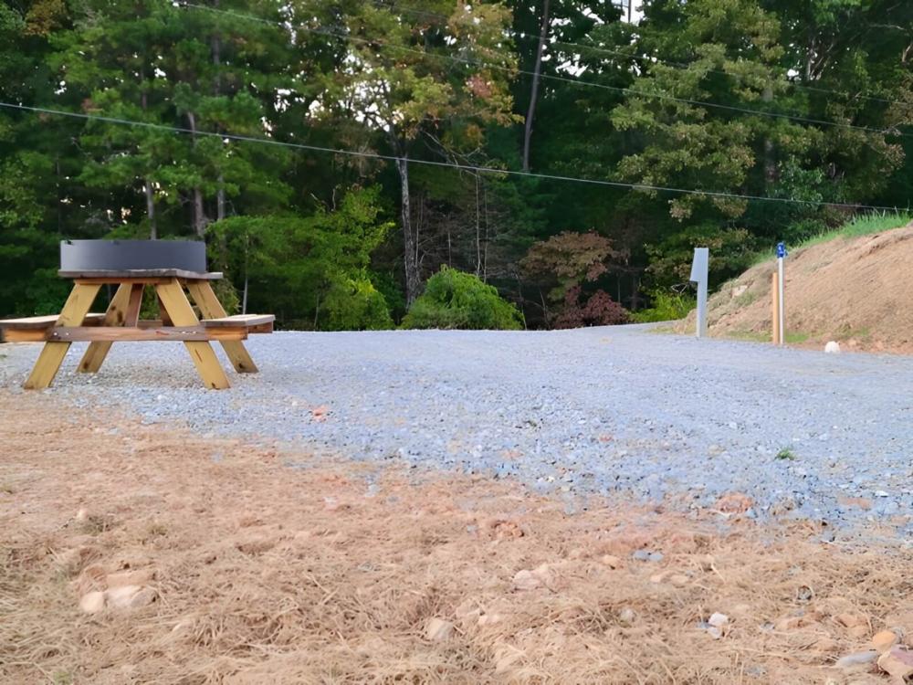 Overhead view at site Rolling Meadows Family Campground