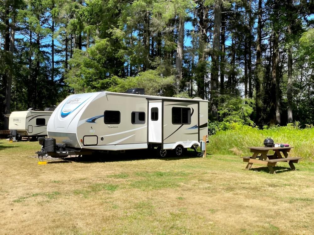 Trailer parked at site Echoes of the Sea
