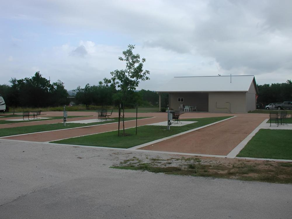 Open RV paces at Granite Rock RV Park