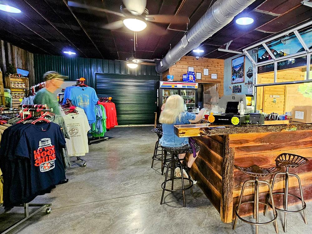 Bar and Gift Shop at SMOKY MOUNTAIN PREMIUM CAMPING