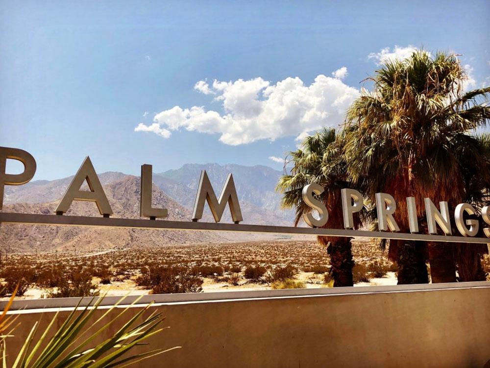 Palm Springs sign at PARADISE RV PARK