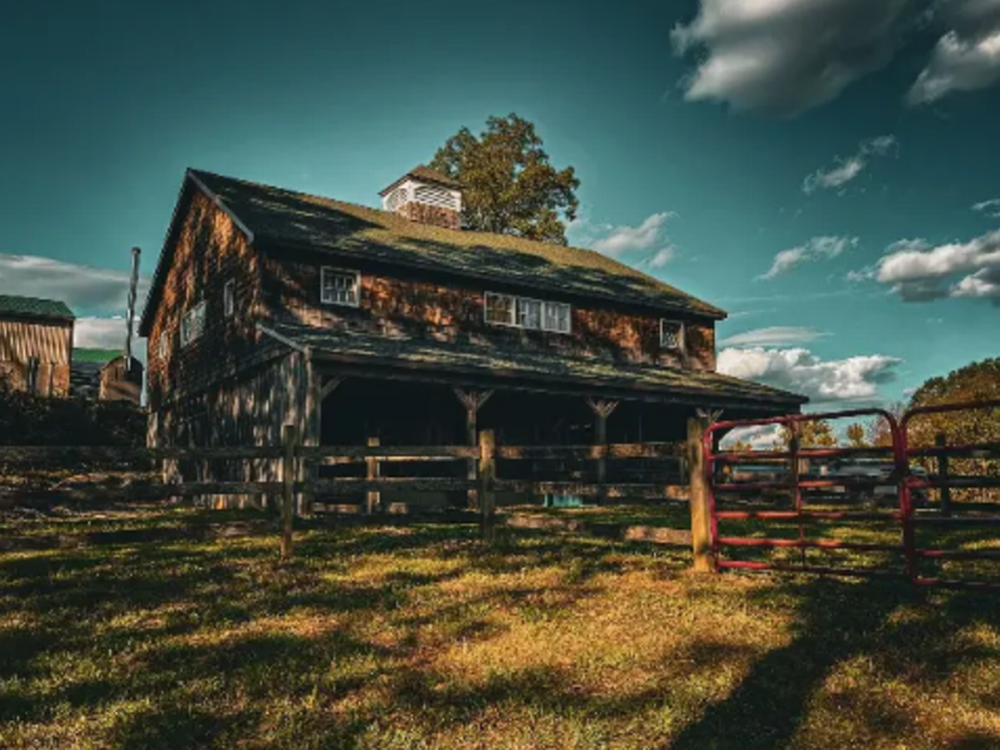 A rustic farm home at Skyridge Trails Campground