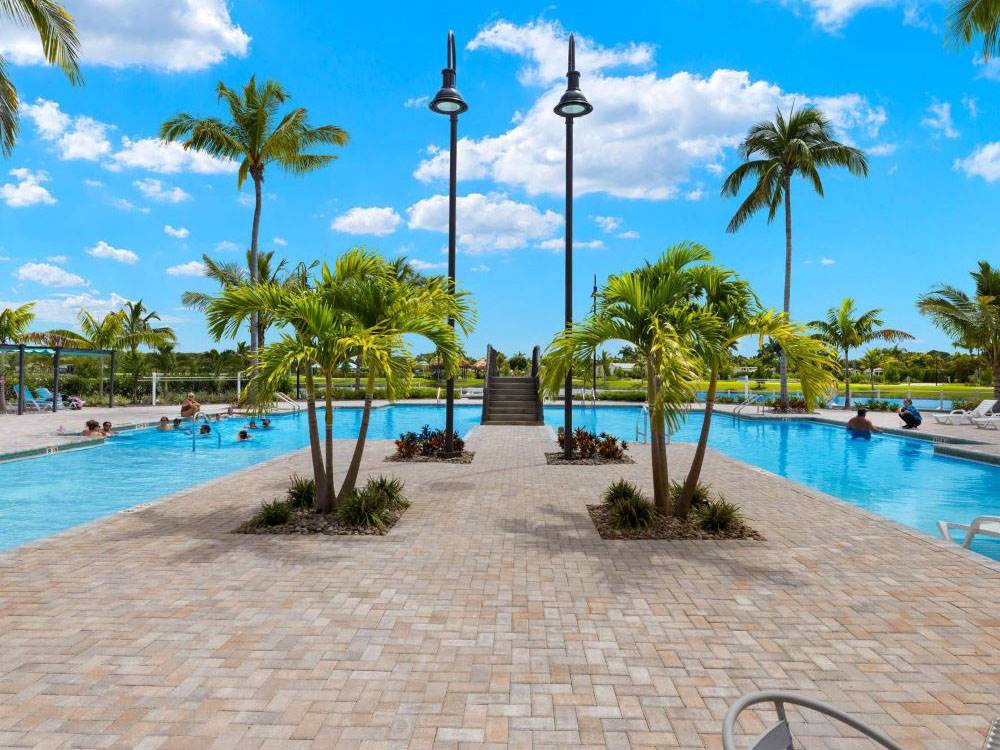 Pool area at Laguna Caribe