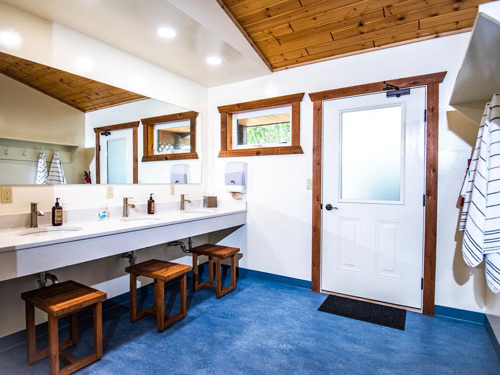 Sink area in the restrooms at LAKESHORE CABINS AND CAMPGROUND