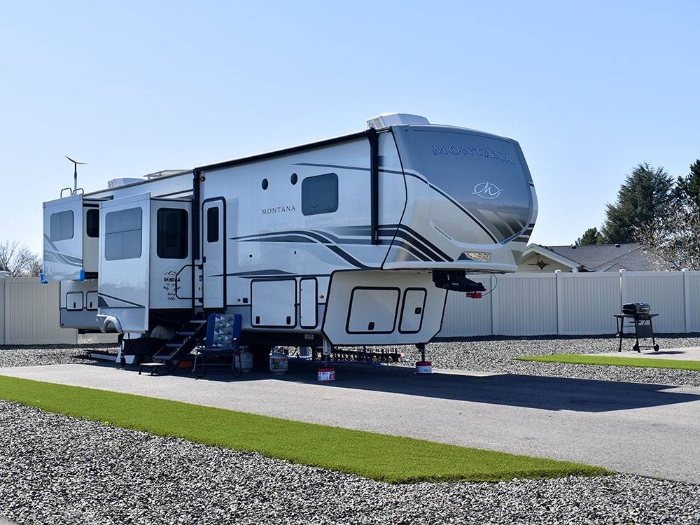 Camper on a nicely paved slot