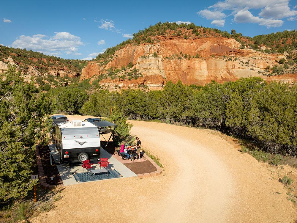 Trailer in a site at BEST FRIENDS RV PARK