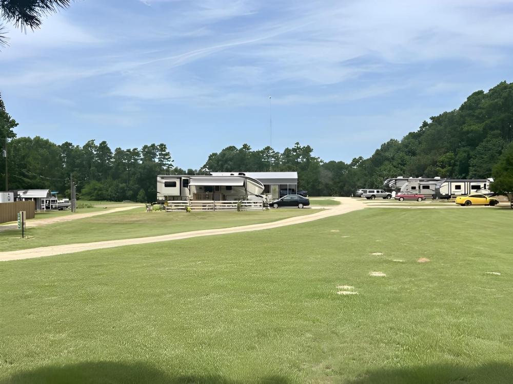 Parked RV's at site Rest-A-Spell RV Park