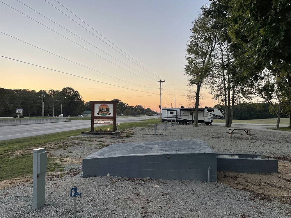 Park entrance at Natchez RV Park