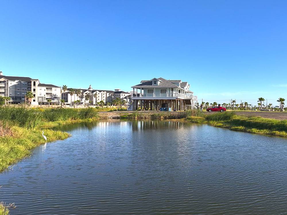 The pond and office building at Galveston Island RV Park