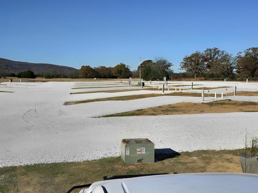 Large gravel RV sites at Cavanal View RV Park