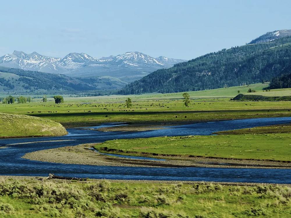 A view of the river and mountains