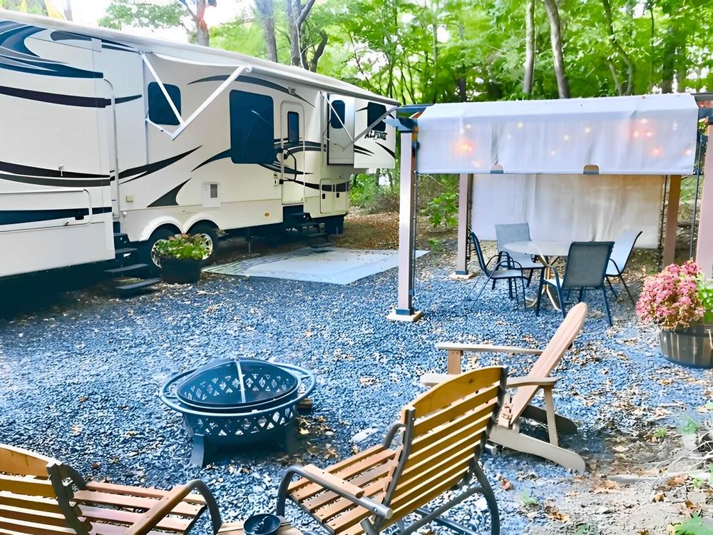 An RV site all set up