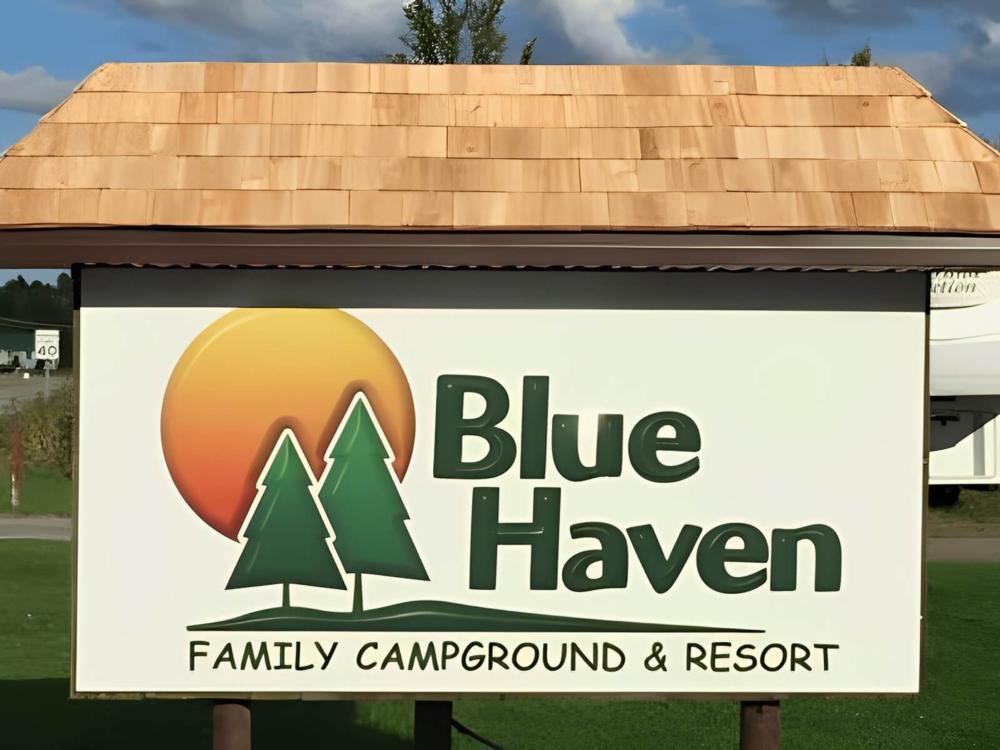Welcome sign at site Blue Haven Campground and Resort