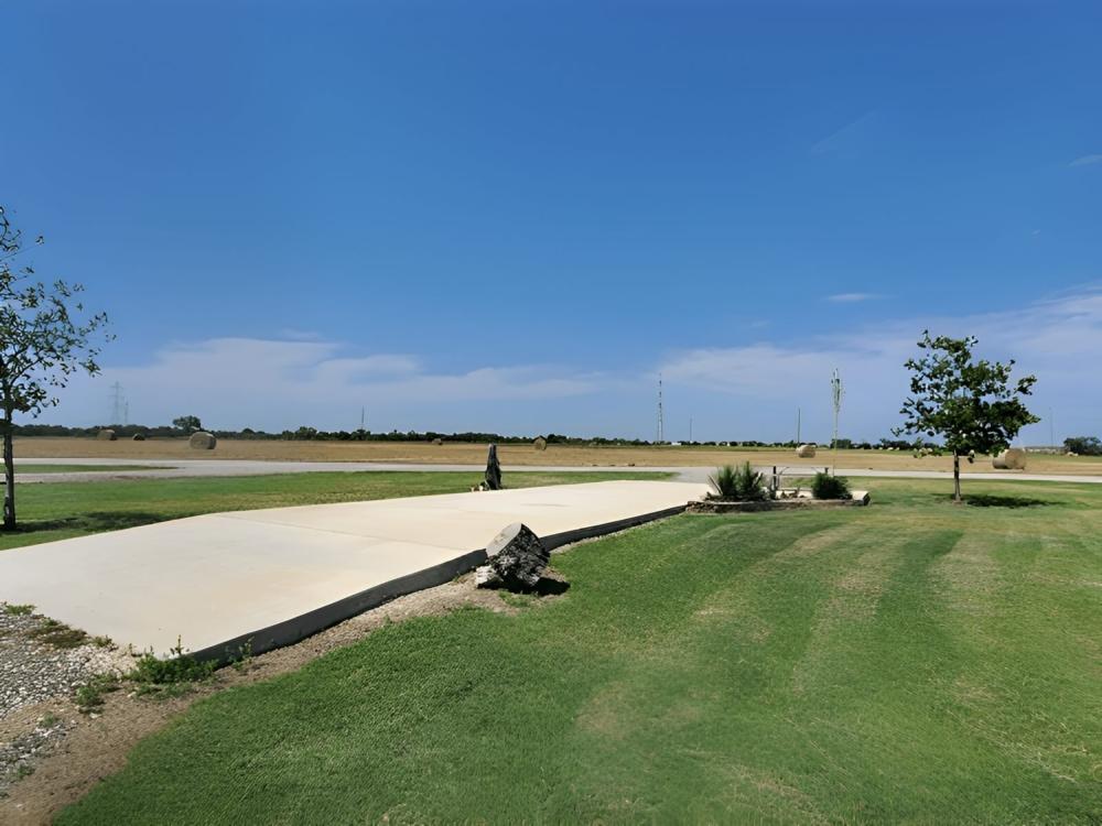 Open RV site at Hidden Valley RV Park