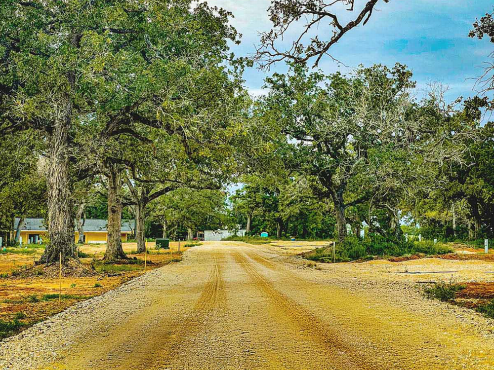 A road leading to the park at Arrow RV Park