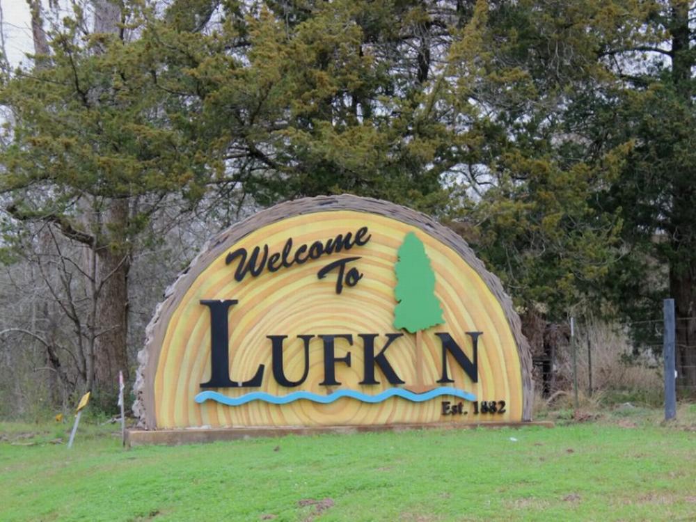 Welcome sign at site The Good Life RV Park