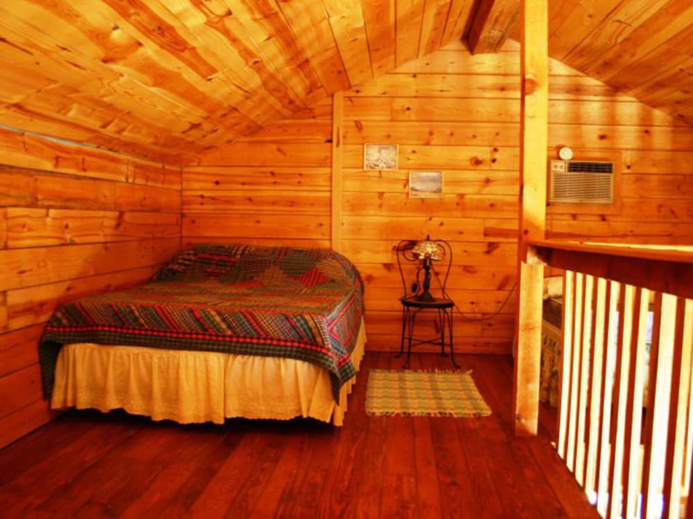 A bed in the cabin