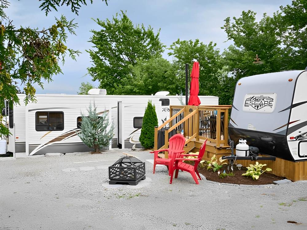 Bobcaygeon Shores Cottage Resort 5