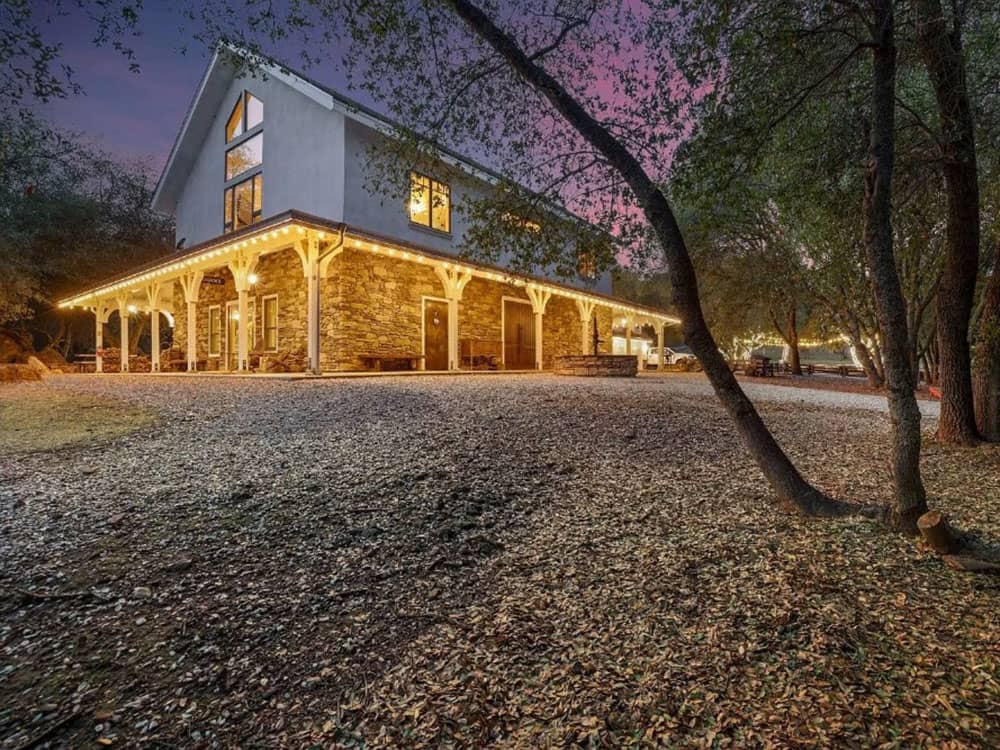 Prospect 772 Wine Company 6
