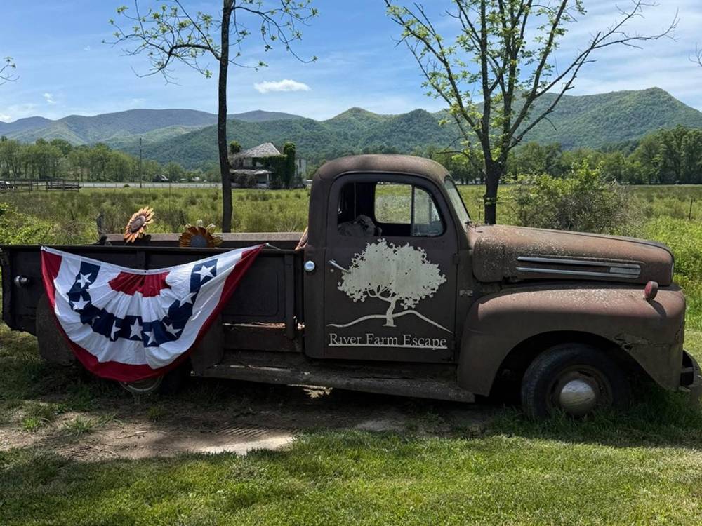A truck decorated with patriotic bunting